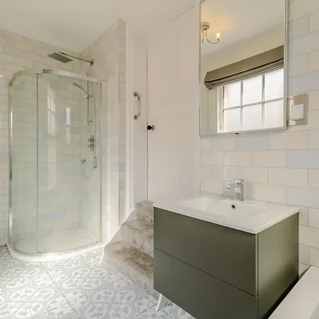 Victoria Square Semesterbostad *